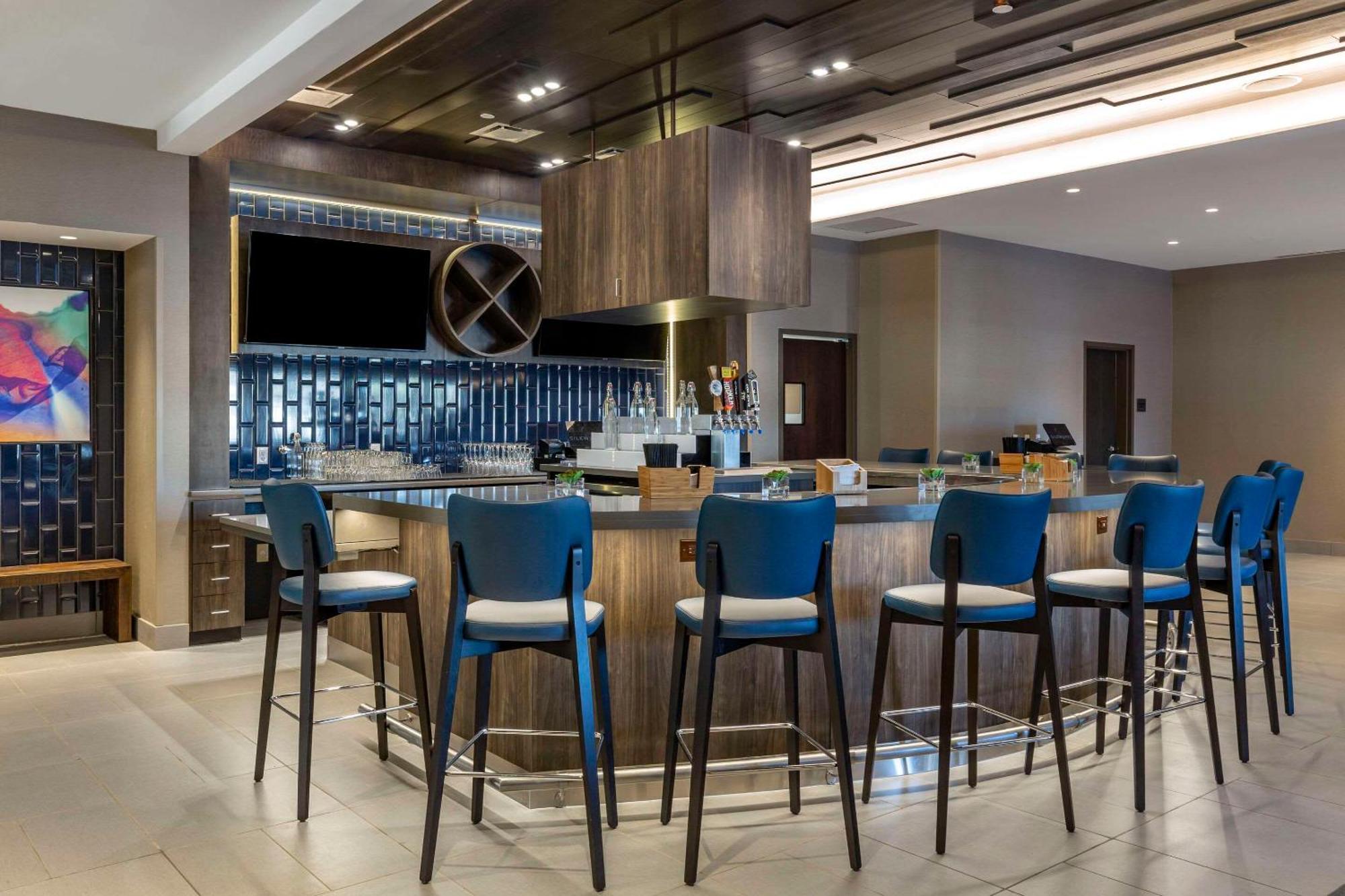 Cambria Hotel Manchester South Windsor Exteriér fotografie