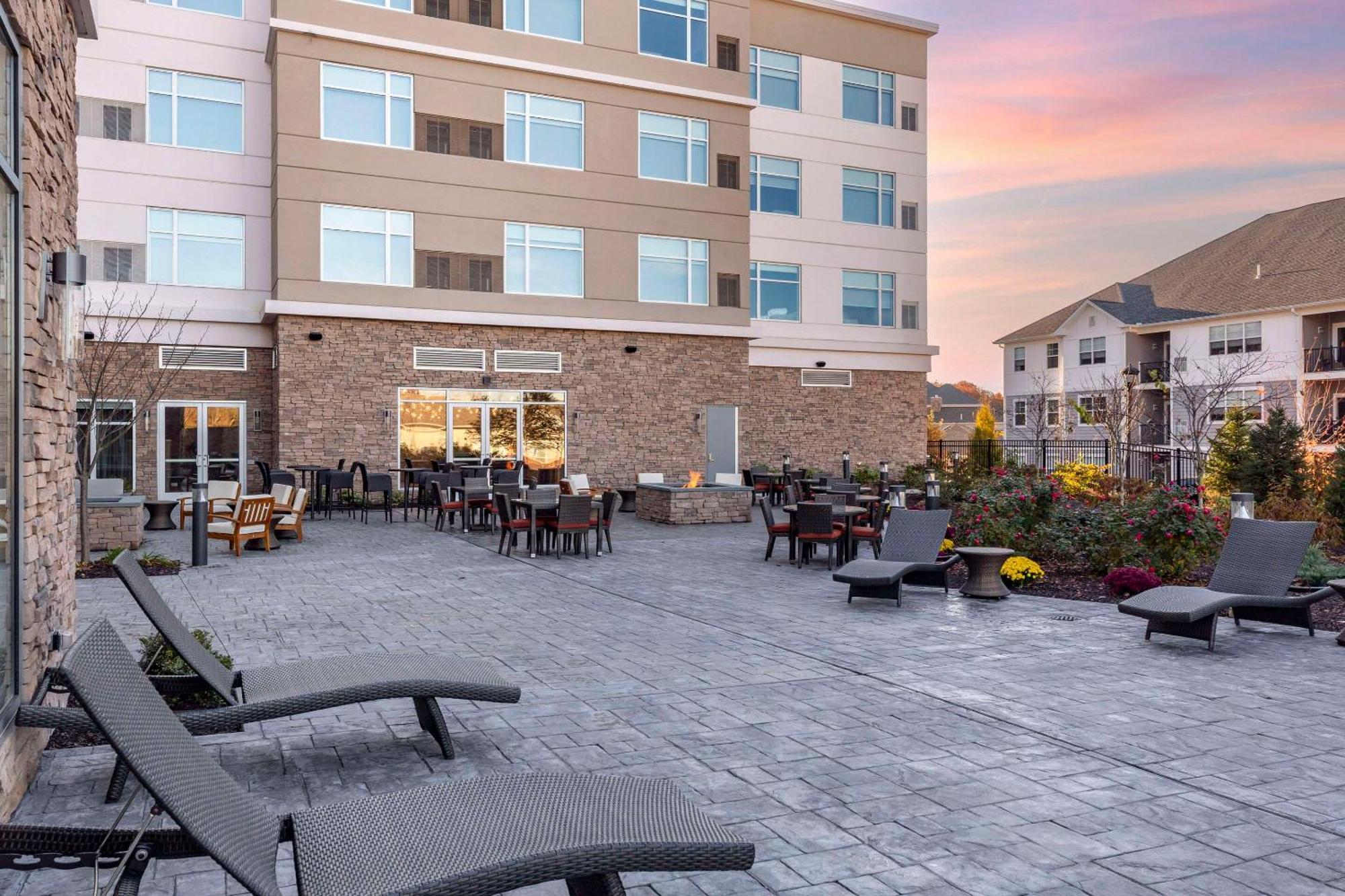 Cambria Hotel Manchester South Windsor Exteriér fotografie
